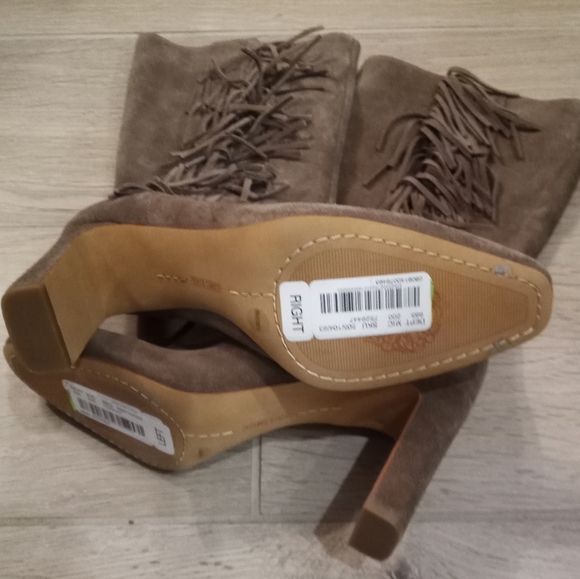 Vince Camuto Sterla Mid Calf Suede Fringe Boot NEW - Picture 7 of 7